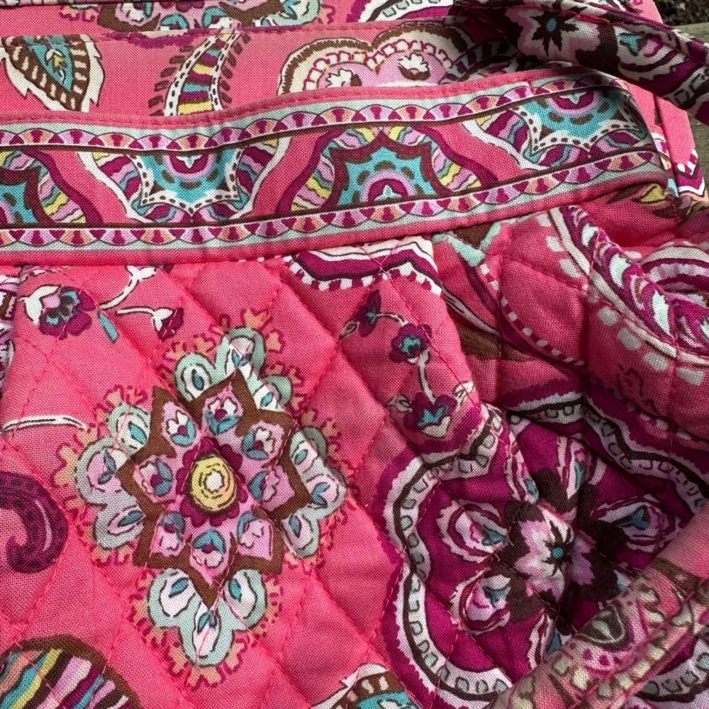 Vera Bradley Alice Bag Call Me Coral Pink Paisley Quilted Kisslock Handbag Purse
